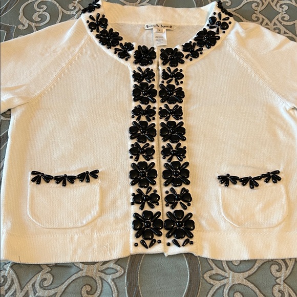 Nanette Lepore - White Cotton Cardigan with black beadwork. Size L - Picture 4 of 10